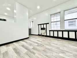 featured image of 1518 W 11th Pl #1-2