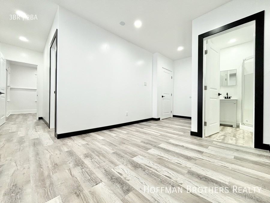 1518 W 11th Pl #1-2 - Photo 5 of 13