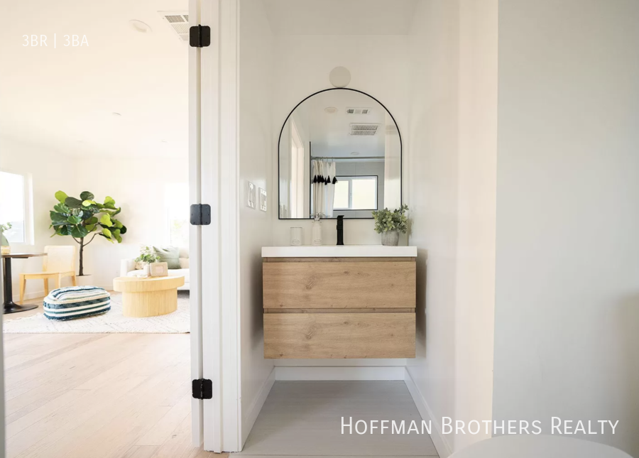 2681 Roseview Ave - Photo 6 of 21