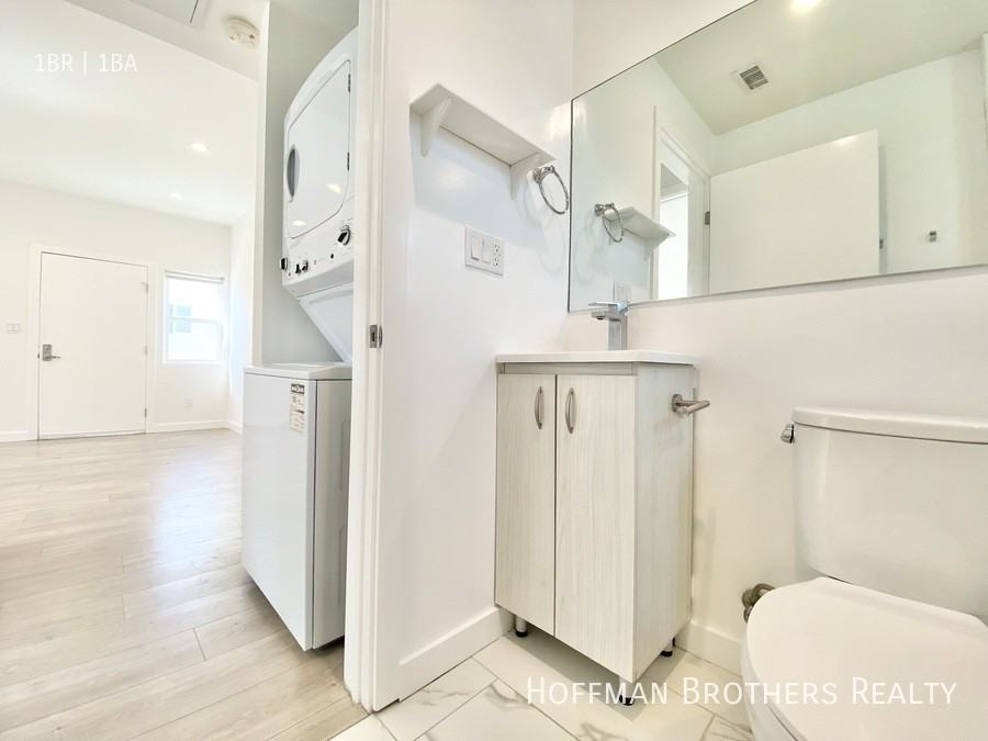 421 1/2 N Coronado St - Photo 7 of 11