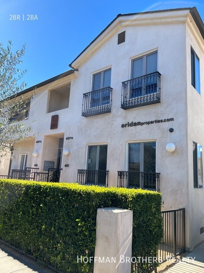 455 N Spaulding Ave - Photo 4 of 20