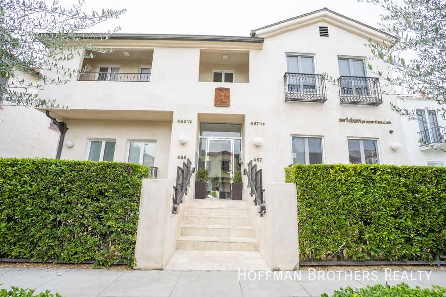 455 N Spaulding Ave - Photo 5 of 20