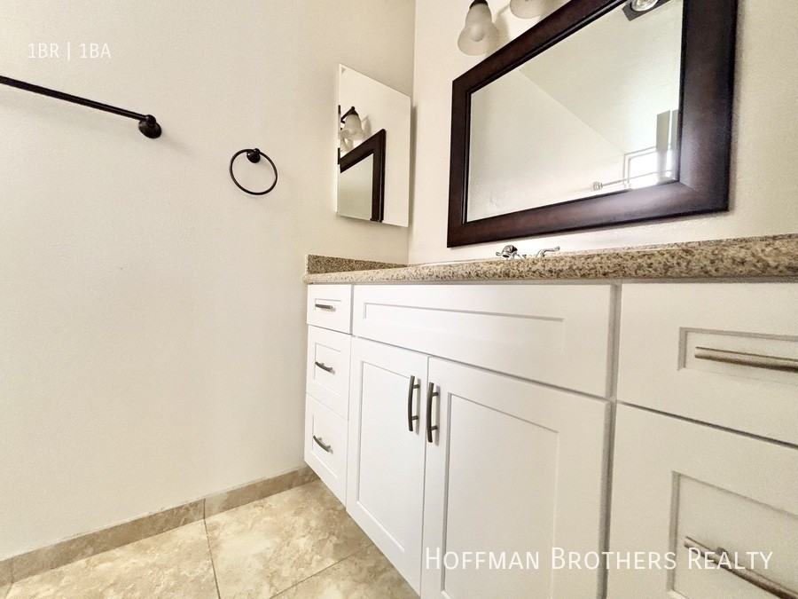 1225 N Cherokee Ave #107 - Photo 6 of 8