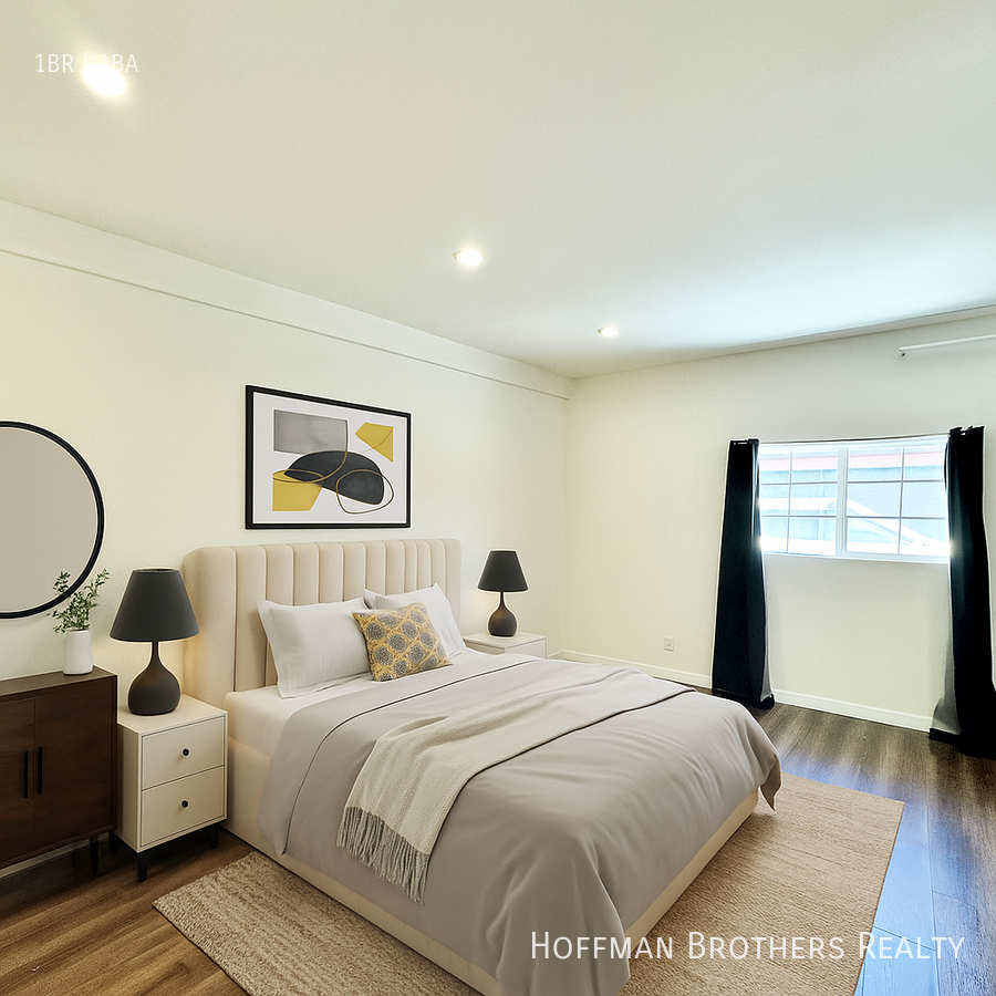 1023 Larch St #4 - Photo 2 of 9