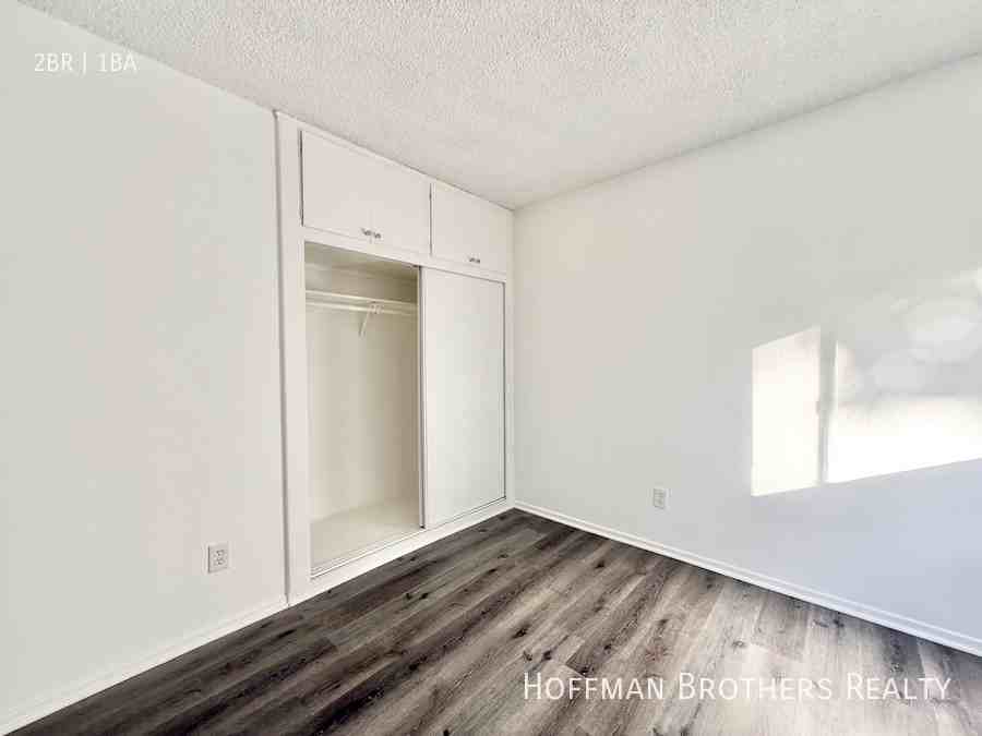 1819 S Oxford Ave #9 - Photo 3 of 8