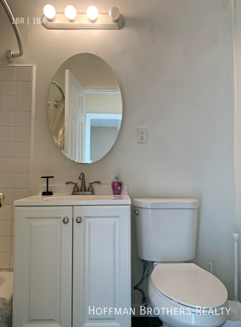 6873 Franklin Ave #205 - Photo 3 of 7