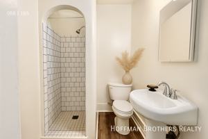featured image of 2606 S Normandie Ave #15