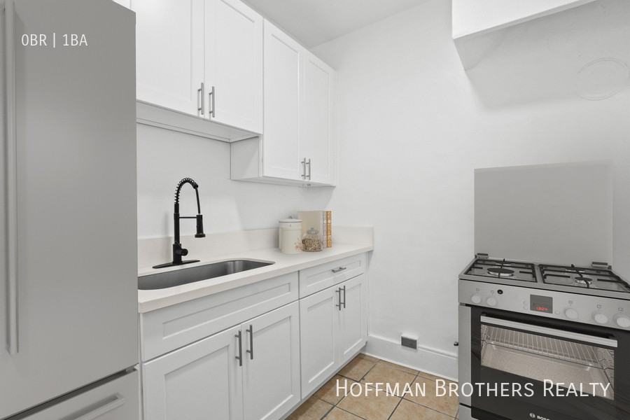 1344 W 4th St #29 - Photo 2 of 11