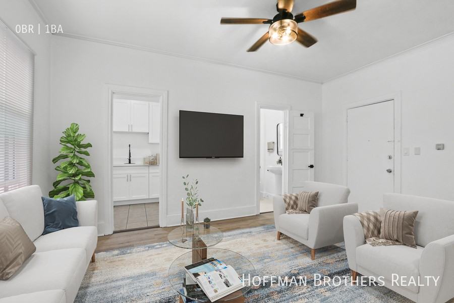 1344 W 4th St #29 - Photo 3 of 11