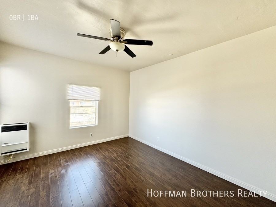 1316 S Pacific Ave #15 - Photo 3 of 7