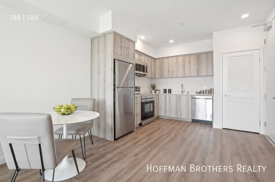 224 N Alvarado St #404 - Photo 2 of 17