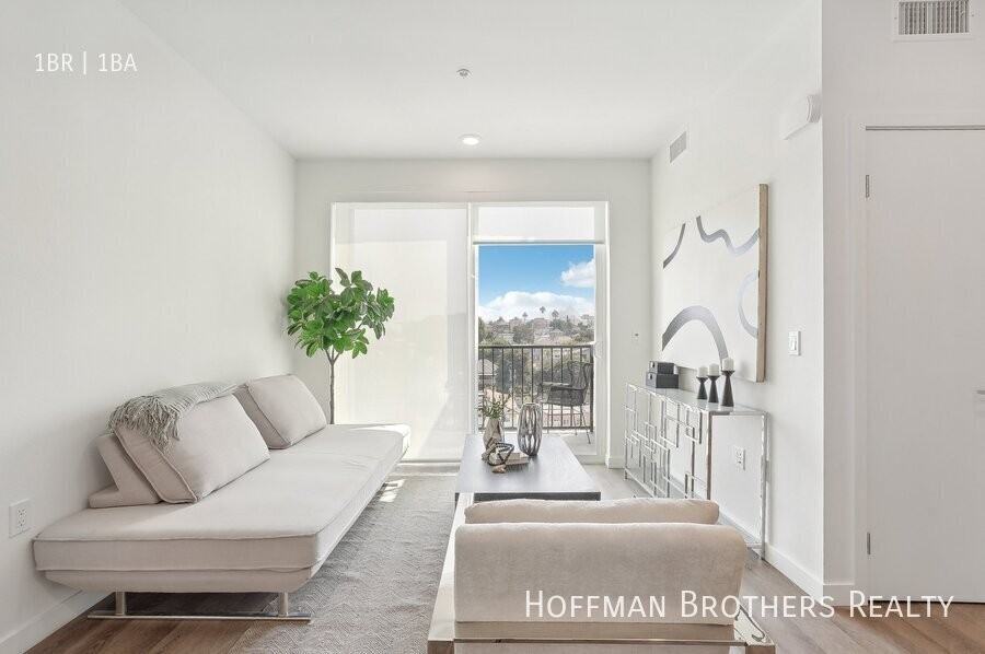 224 N Alvarado St #404 - Photo 6 of 17