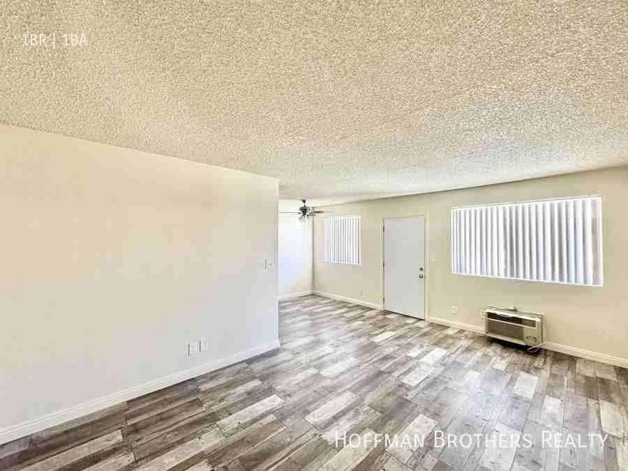 20334 Saticoy St #37 - Photo 4 of 12