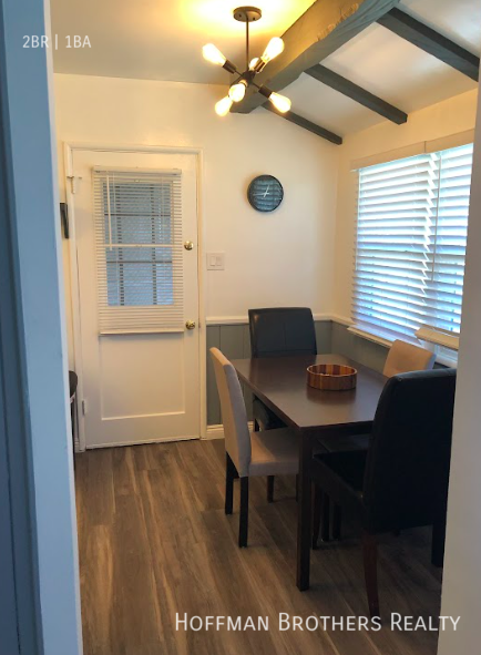 12429 Chandler Blvd - Photo 7 of 11