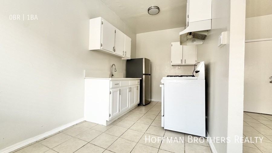 5606 S Figueroa St #3 - Photo 6 of 8