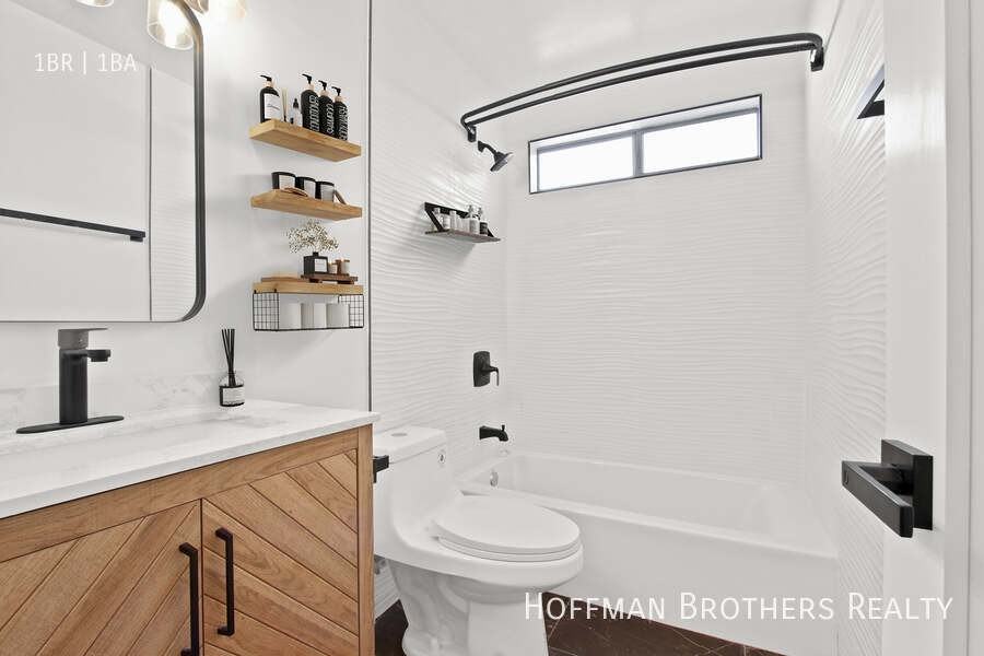 14110 Yukon Ave #17 - Photo 5 of 12