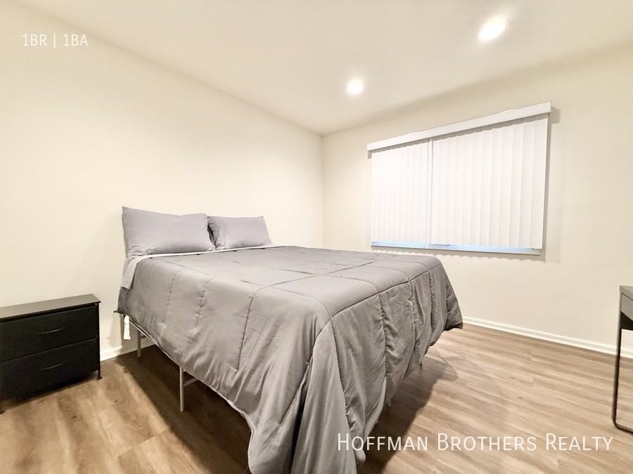 1530 S Westgate Ave #1530 - Photo 3 of 4