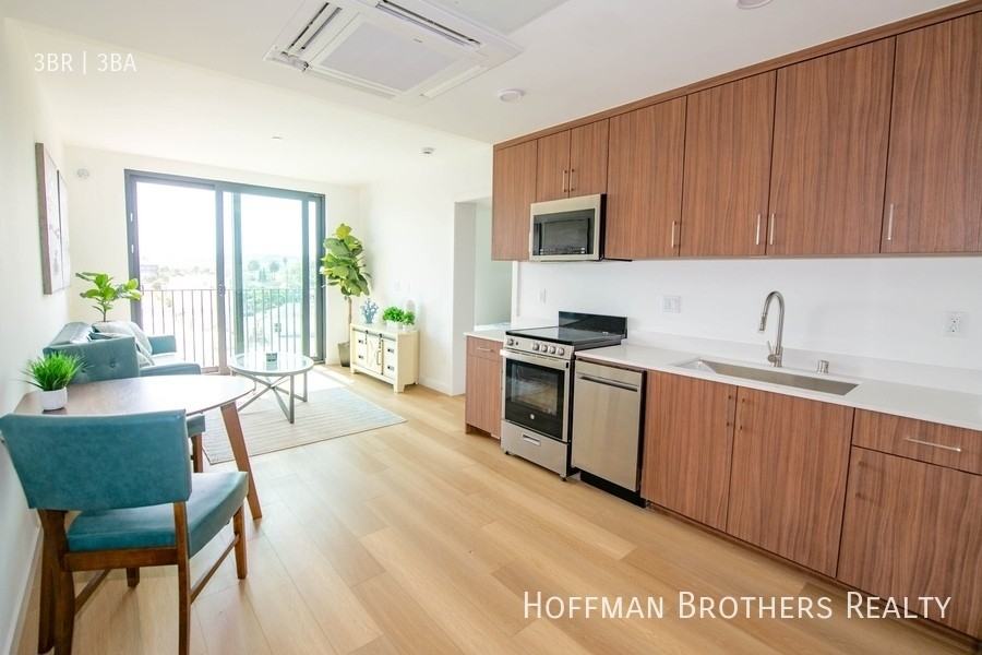 2853 West Blvd #303