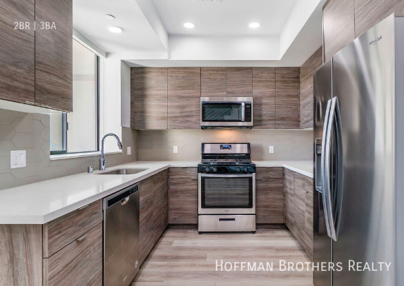 3632 Keystone Ave #303 - Photo 3 of 18