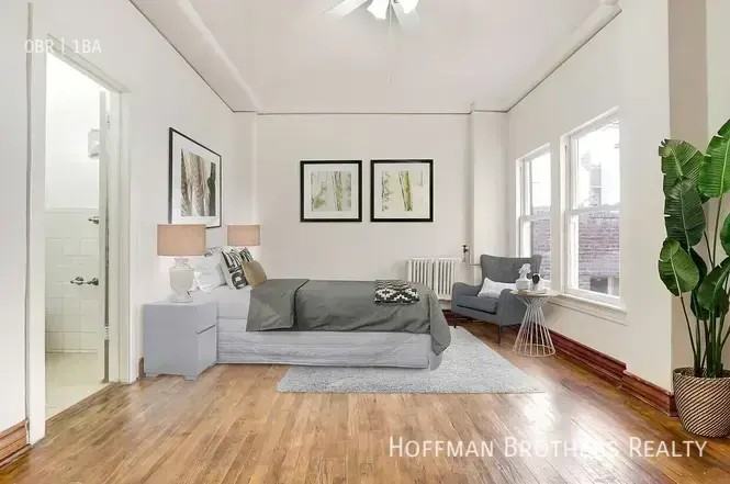 630 S Kenmore Ave #307 - Photo 2 of 3