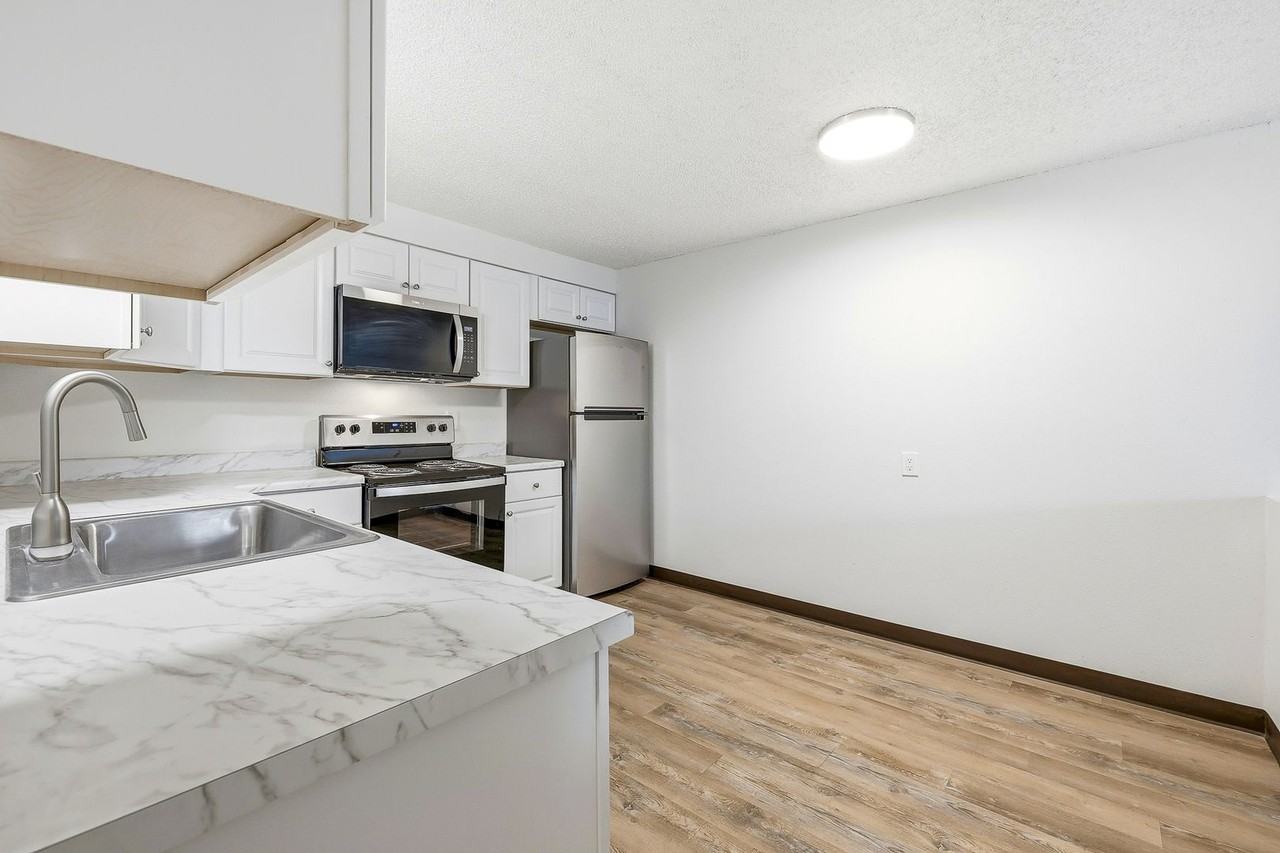 1 Month Free Rent Move In Special! Under New Management! - Photo 2 of 31