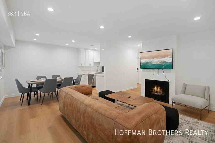 7441 Hazeltine Ave #201 - Photo 5 of 24