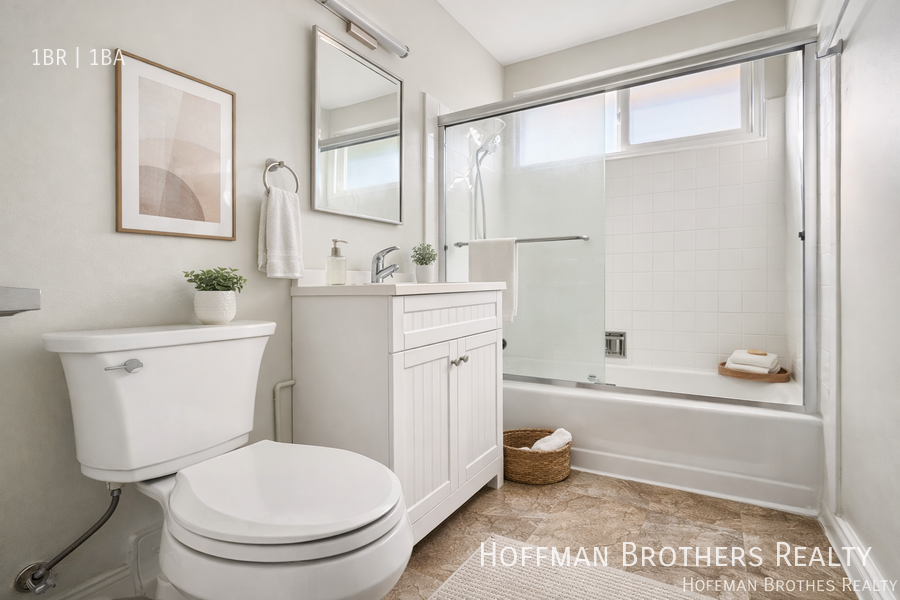 3837 Mont Clair St #6 - Photo 4 of 4