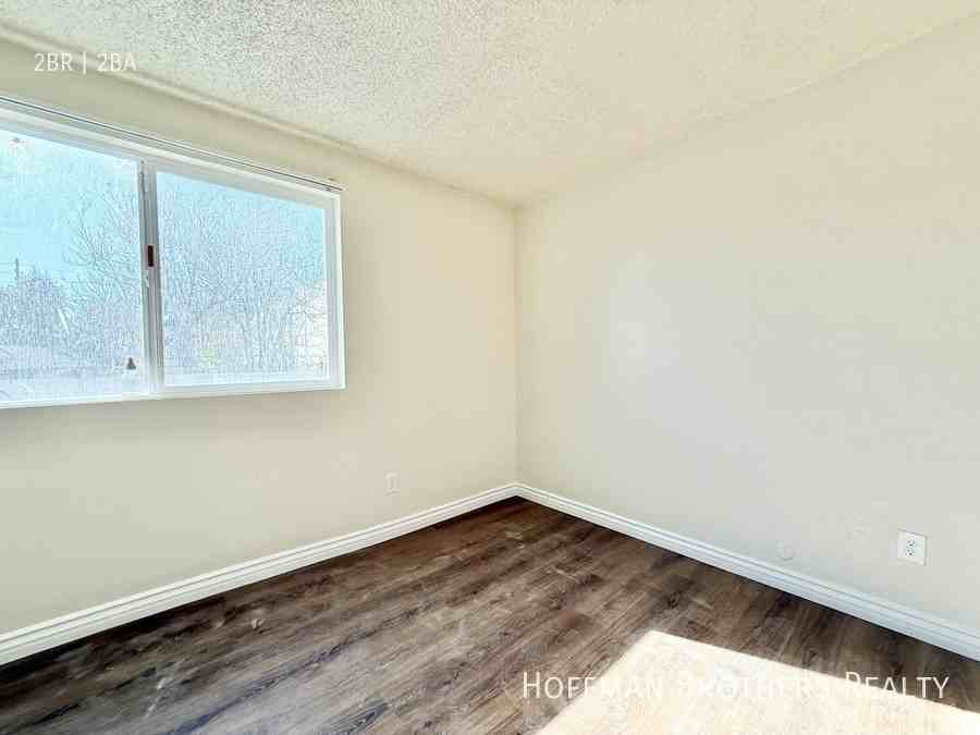12021 Allegheny St #21 - Photo 3 of 9