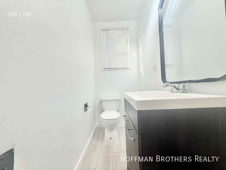 905 Fedora St #5 - Photo 4 of 4