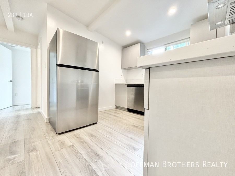 1568 Yosemite Dr #4 - Photo 7 of 16