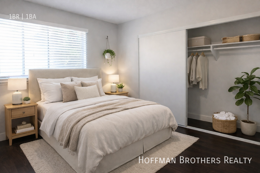 1220 N Van Ness Ave #7 - Photo 3 of 5