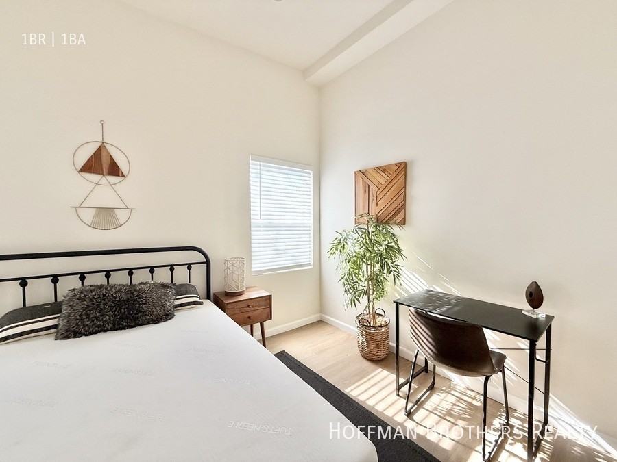 1467 Fairbanks Pl - Photo 5 of 7