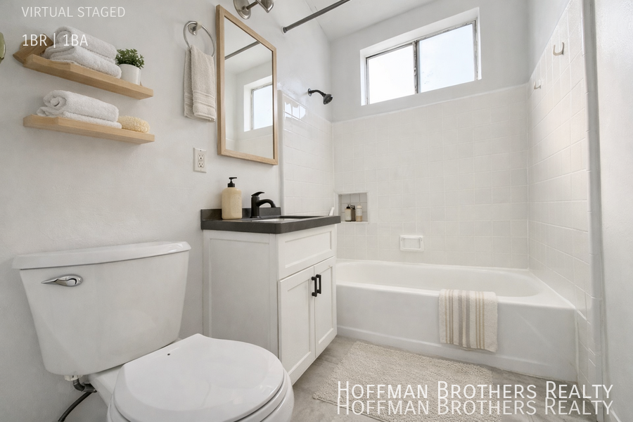 1545 Brockton Ave #4 - Photo 4 of 4