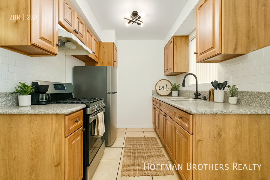6561 Fulton Ave #5