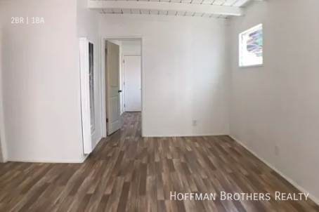 1018 3rd St - Photo 3 of 5