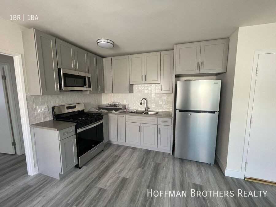 13253 Vanowen St #104 - Photo 2 of 7