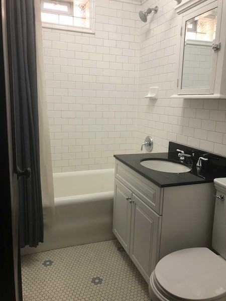 1032 W Oakdale Ave #2 - Photo 7 of 15