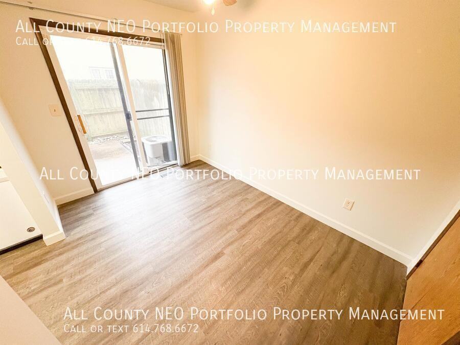 6477 Brookedge Ct - Photo 6 of 23