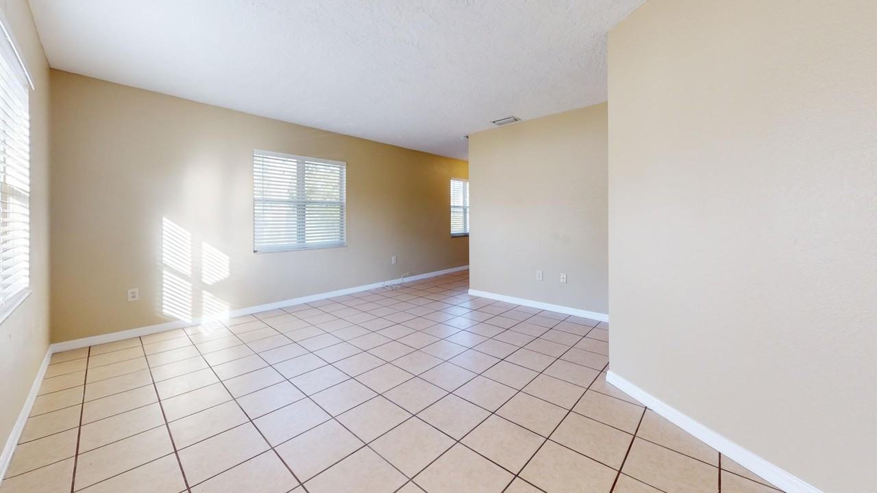 4705 27th St W #A - Photo 7 of 13