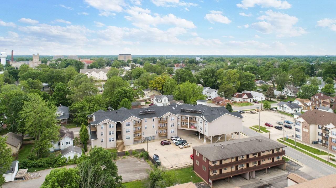 Brooklyn Heights Apartments - Photo 7 of 9