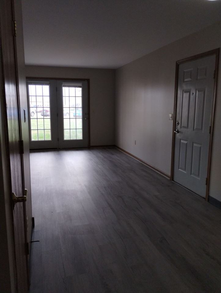 Century Estates Apartments - Photo 6 of 11