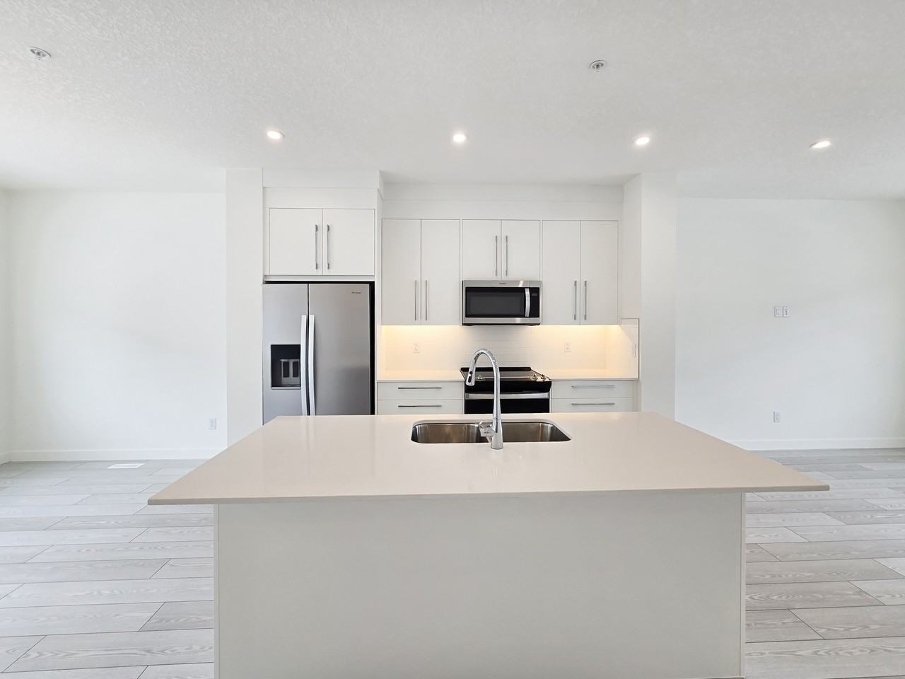 141 Prince Court #355 - Photo 3 of 30