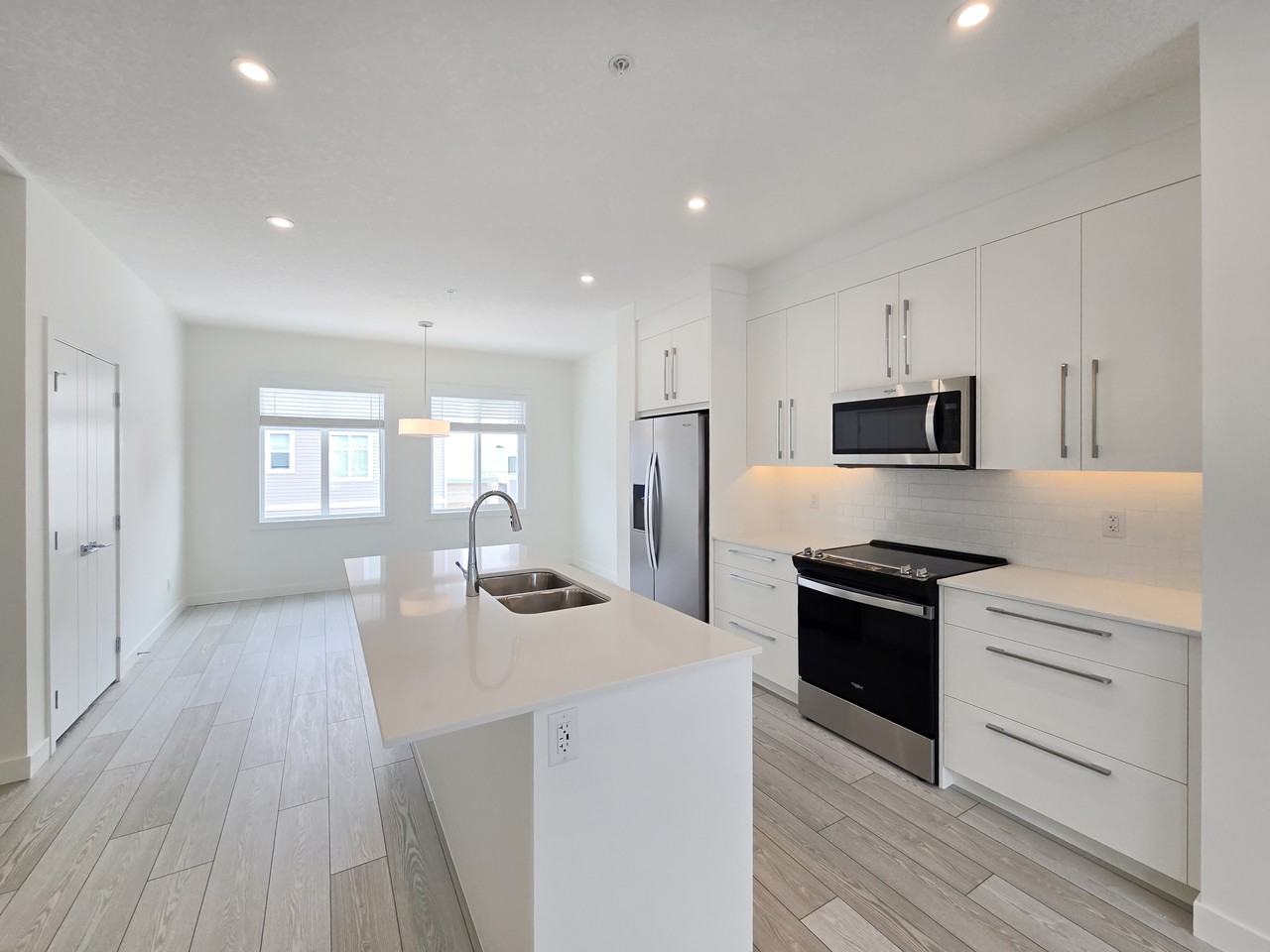 141 Prince Court #355 - Photo 4 of 30