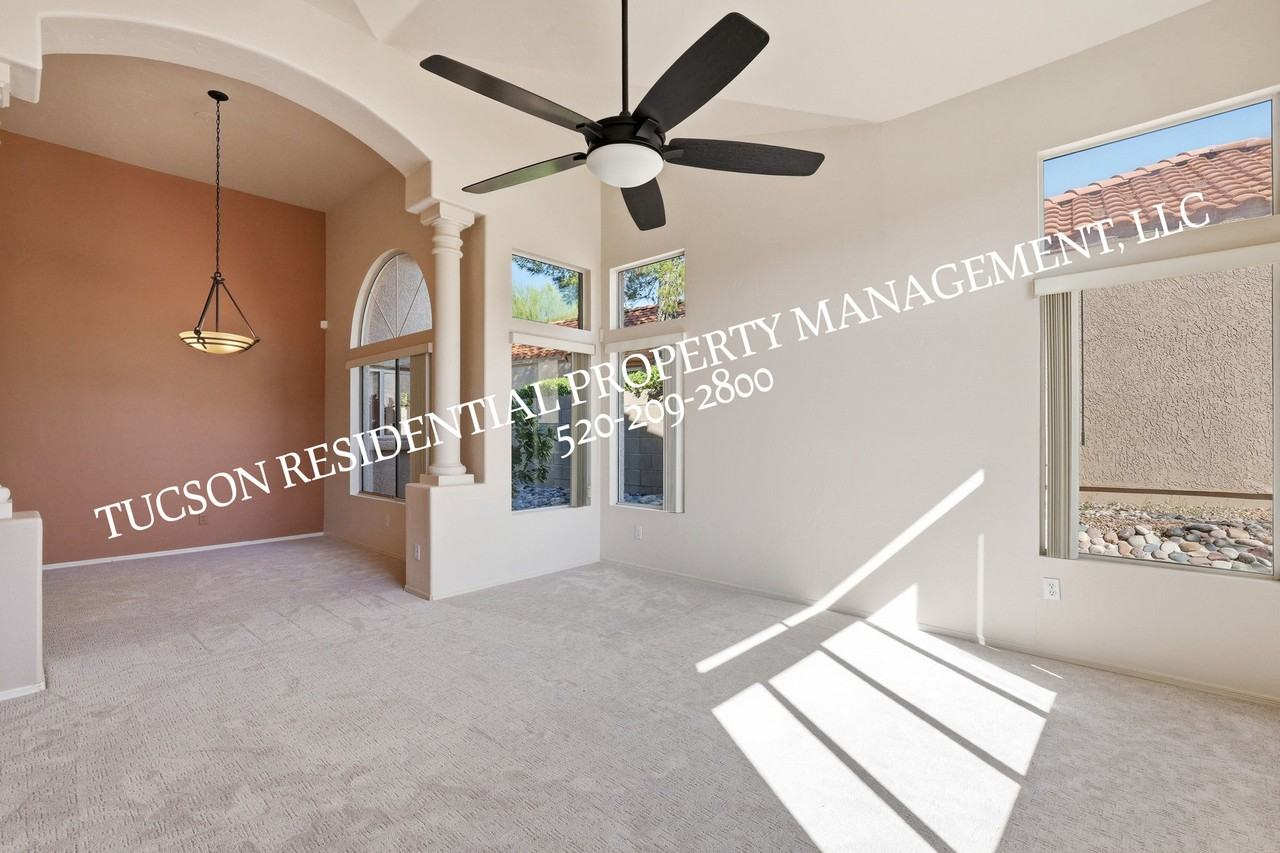 10845 N Eagle Eye Pl #1 - Photo 6 of 36