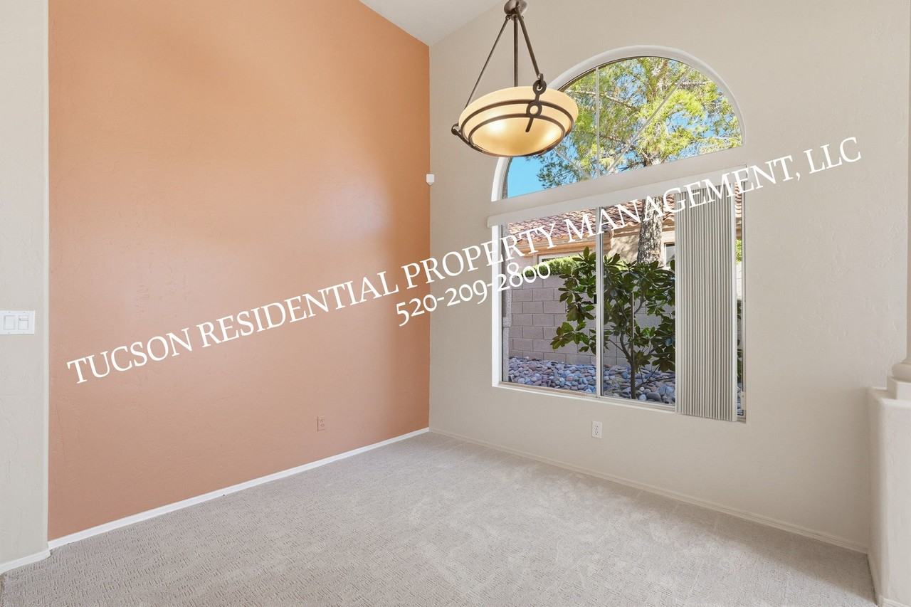 10845 N Eagle Eye Pl #1 - Photo 7 of 36