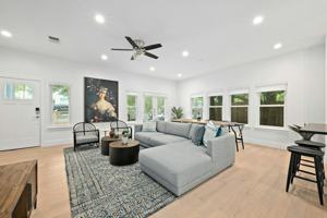 featured image of 2004 Winsted Ln #A