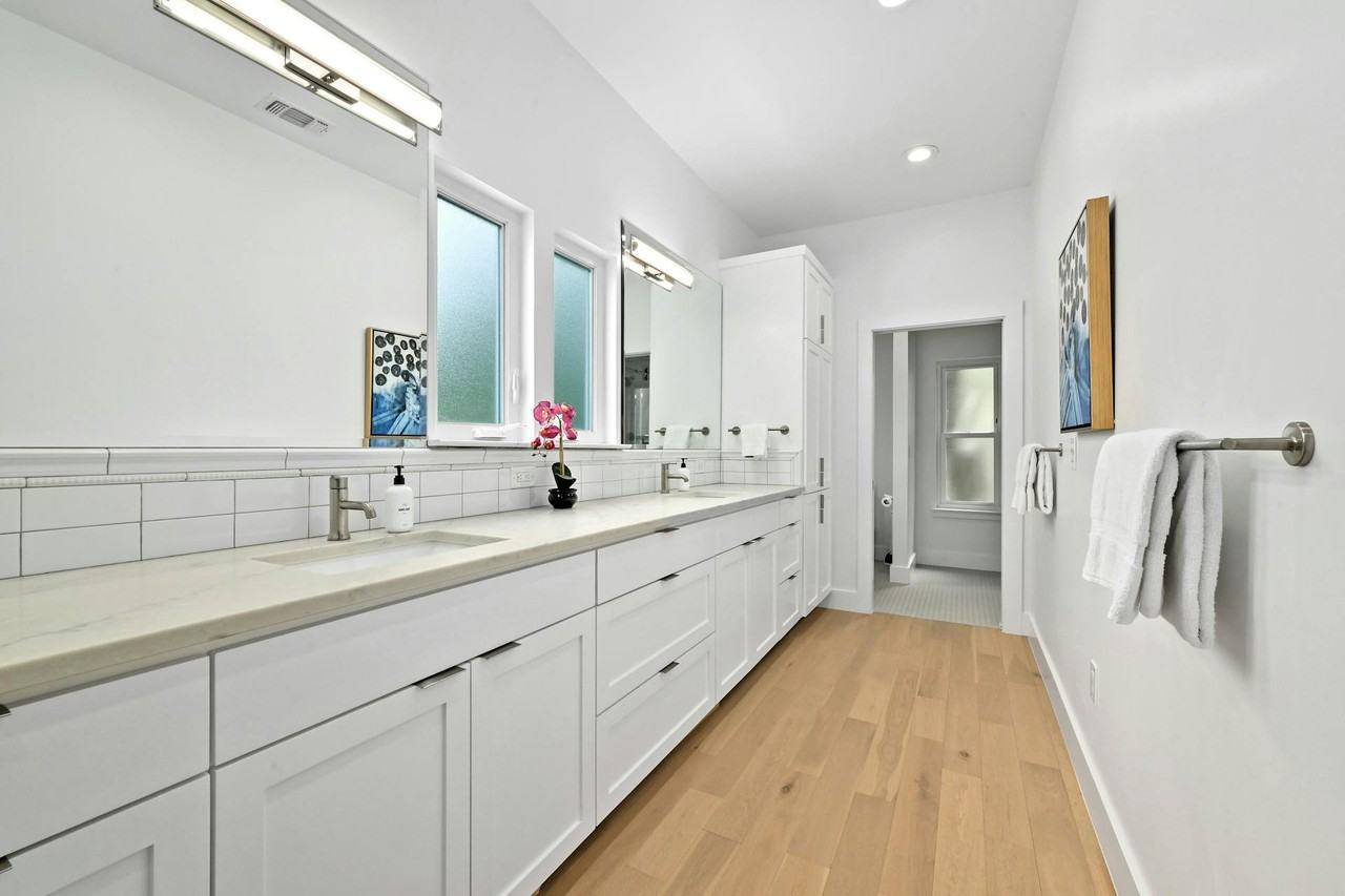 2004 Winsted Ln #A - Photo 4 of 8