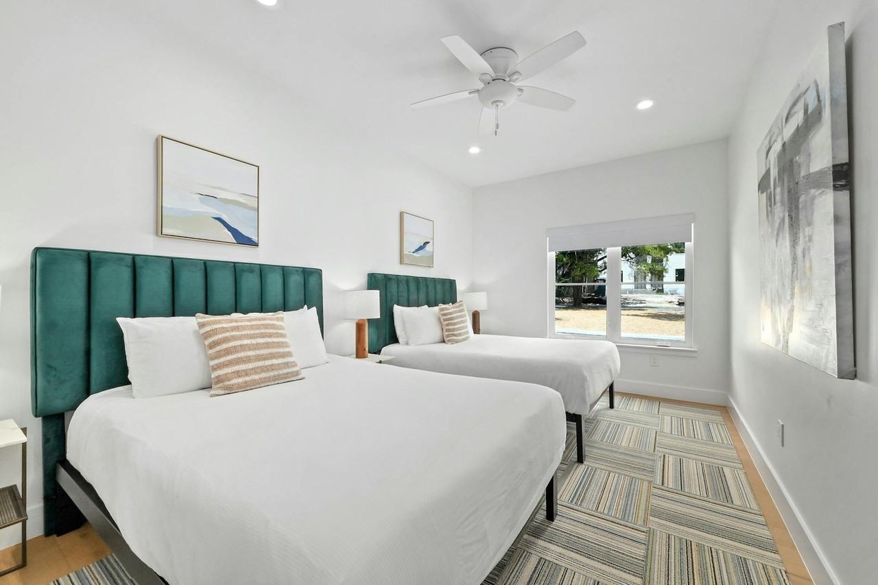 2004 Winsted Ln #A - Photo 5 of 8