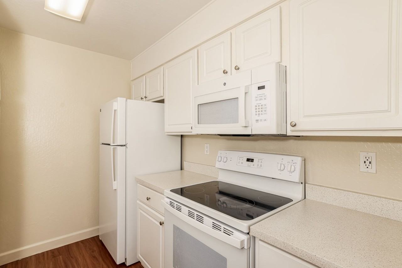 Beautiful, Quiet Community - Photo 6 of 25