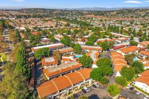 featured image of 921 Paseo Camarillo